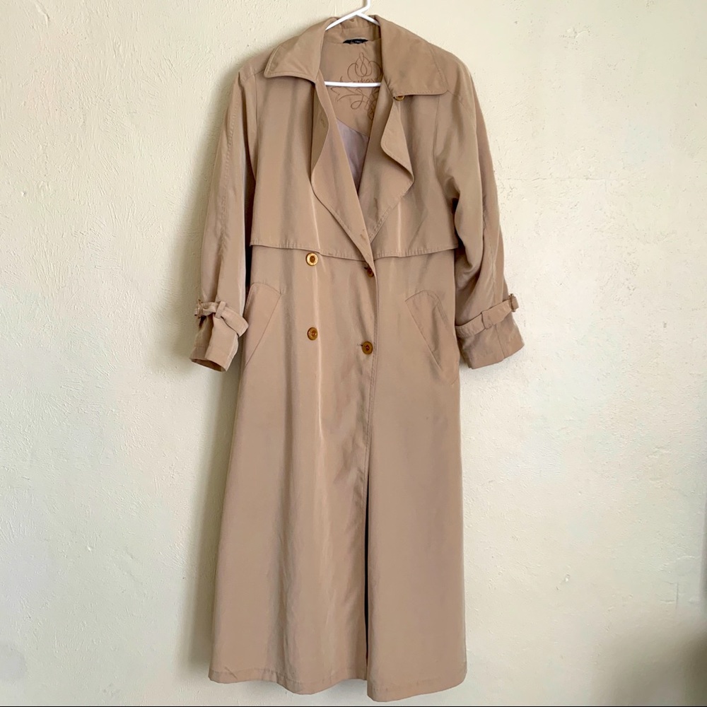 Medium Lightweight Longline Vintage Belted Trench Coat